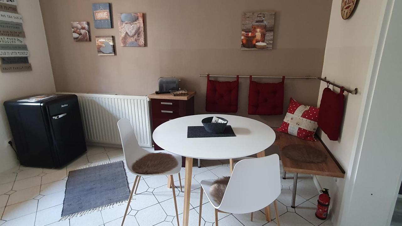 Charming Oldtown City Apartment Worms Bagian luar foto