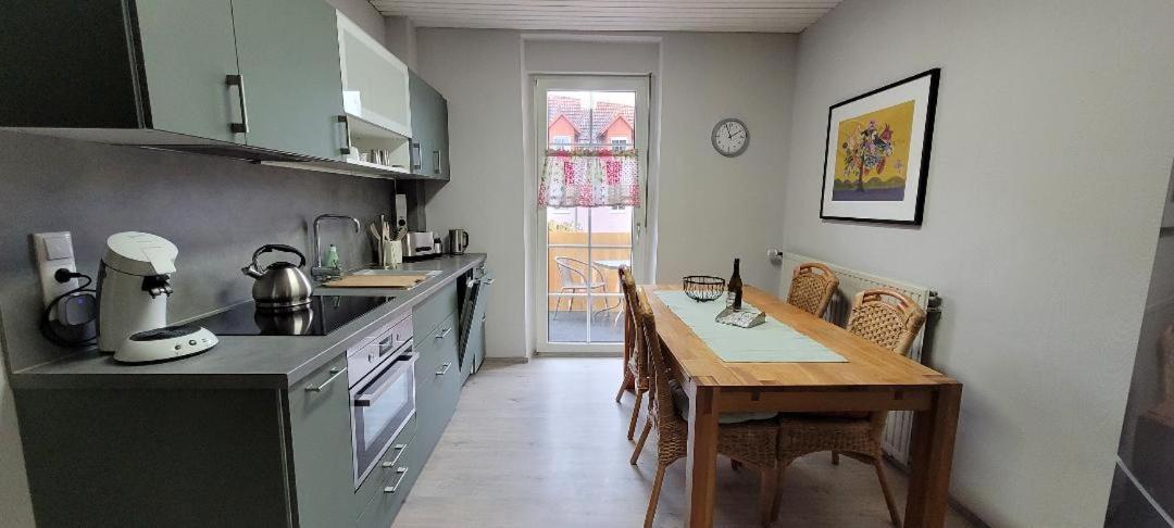 Charming Oldtown City Apartment Worms Bagian luar foto